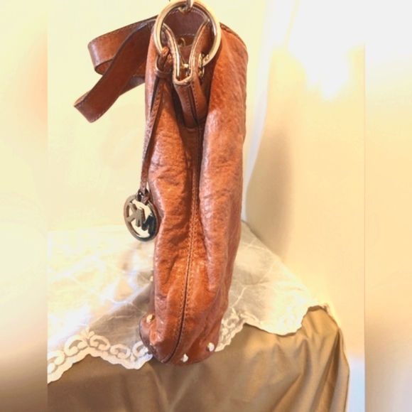 Micheal Kors Uptown Astor Tortuga studded hobo bag - Picture 5 of 10